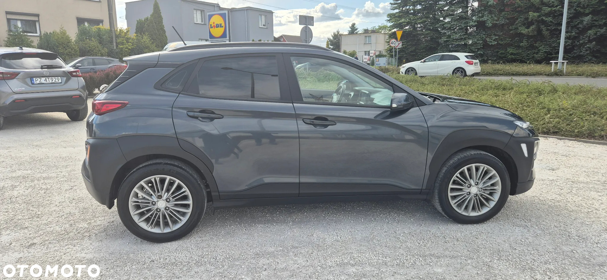 Hyundai Kona - 4