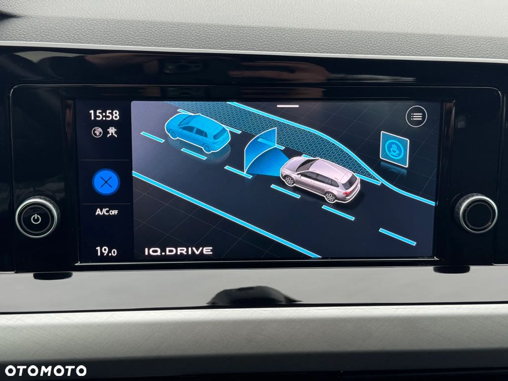 Volkswagen Golf - 20