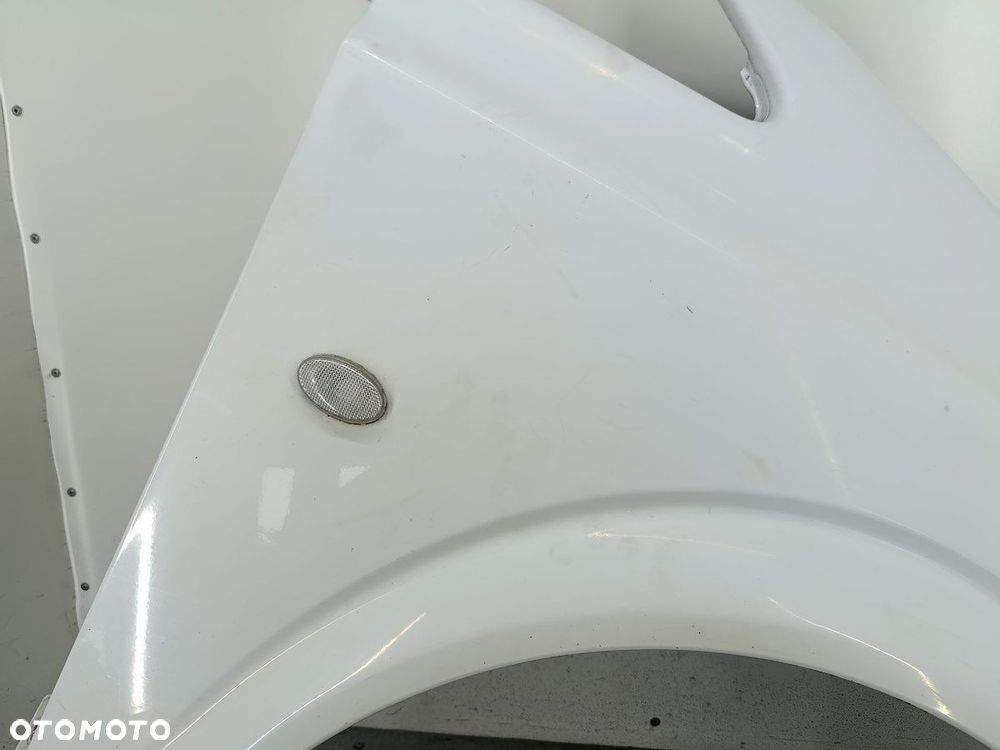 BŁOTNIK PRAWY PRZÓD MERCEDES-BENZ VITO W639 9147 - 7