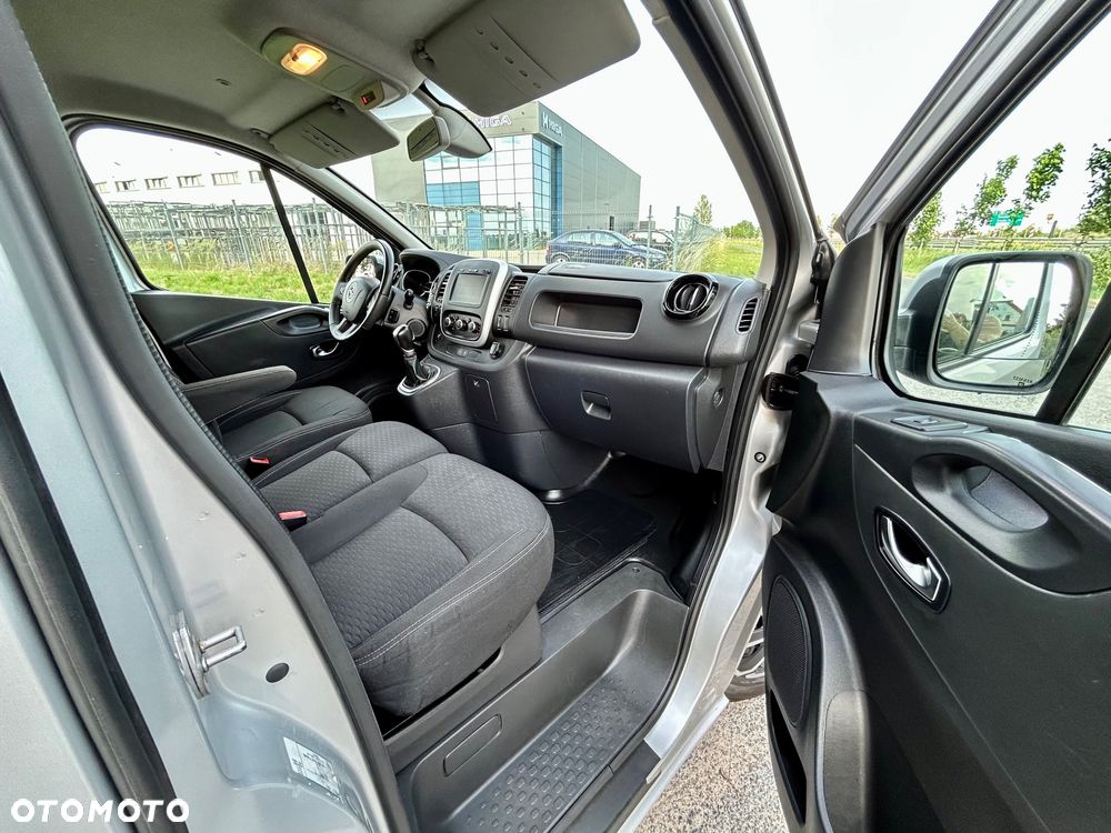 Opel Vivaro - 20