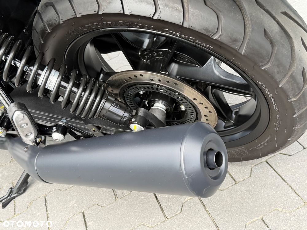Moto Guzzi V7 - 33