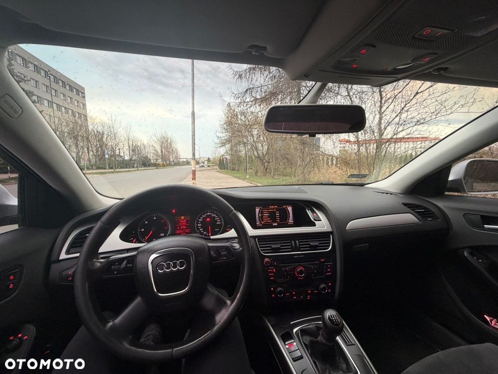 Audi A4 Limousine 2.0 TDI - 8