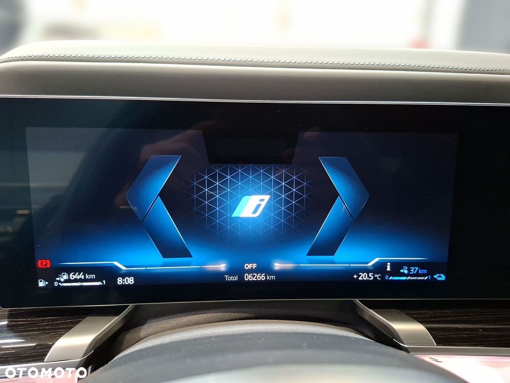 BMW Seria 7 - 15