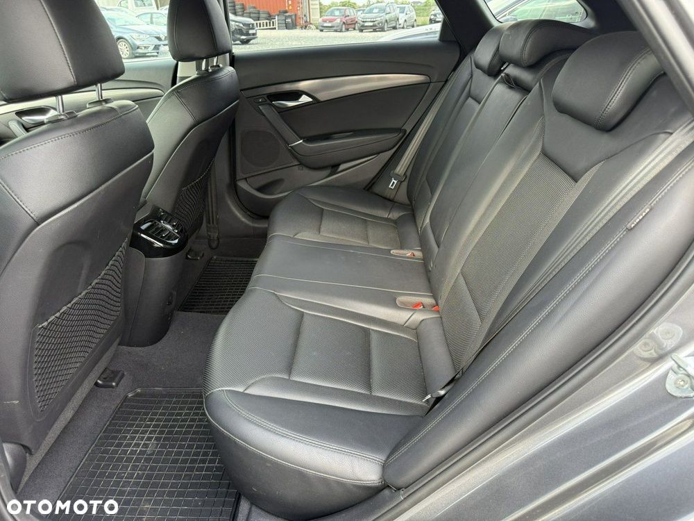 Hyundai i40 Kombi 1.7 CRDi Premium - 12