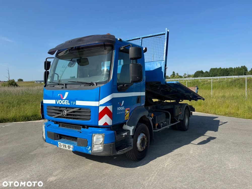 Volvo FL240 - 8