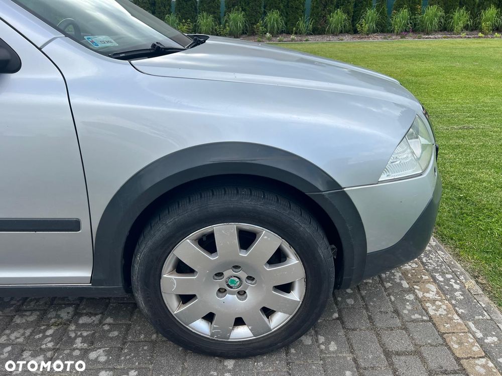 Skoda Octavia 2.0 TDI DPF Scout 4x4 - 13