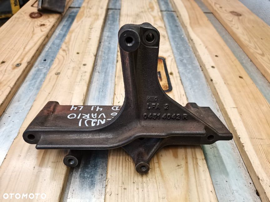 Wspornik Fendt 516 Vario 04514042R - 4