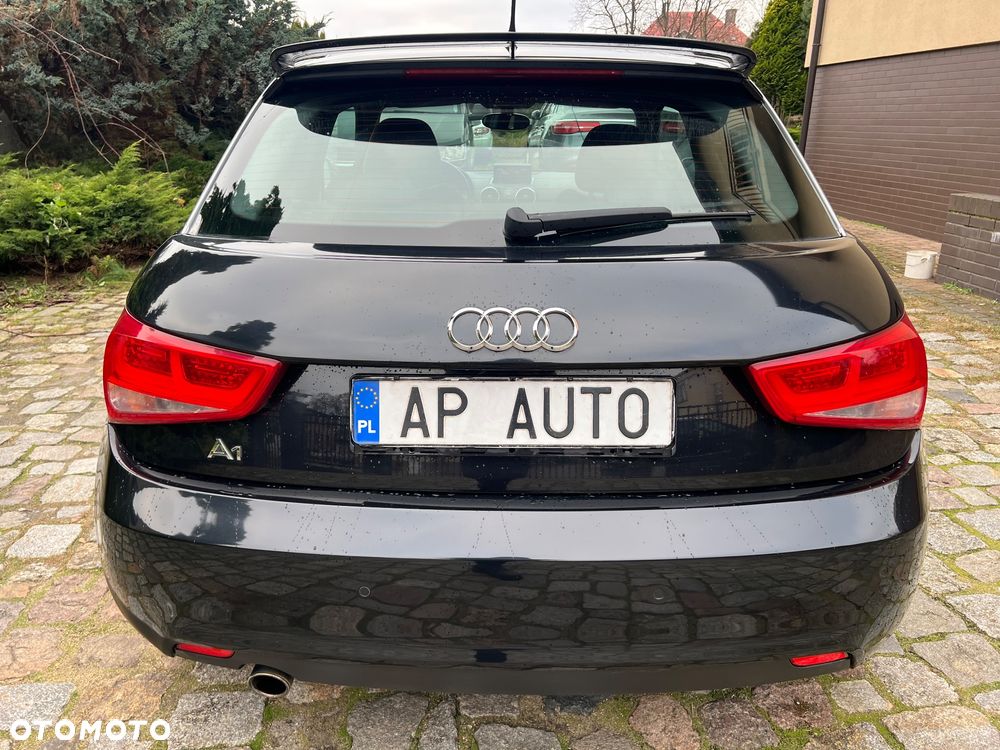Audi A1 3-drzwiowe 1.6 TDI S line edition - 4