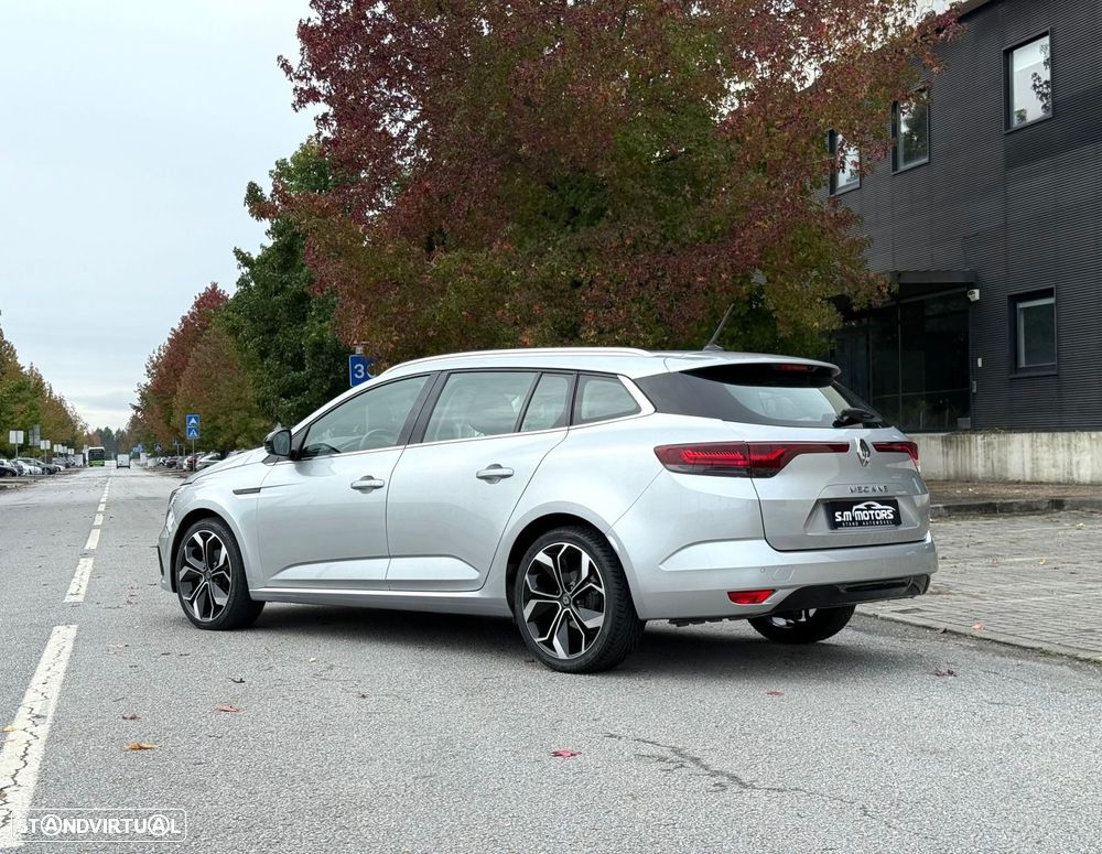 Renault Mégane Sport Tourer 1.5 Blue dCi Limited EDC - 4