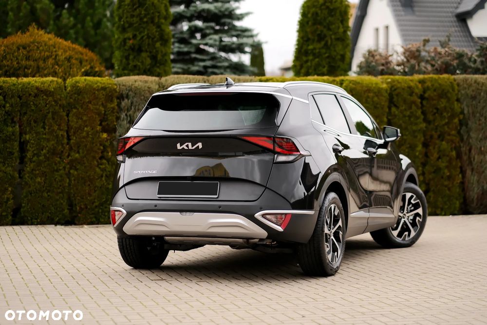 Kia Sportage 1.6 T-GDI MHEV Business Line 2WD DCT - 11