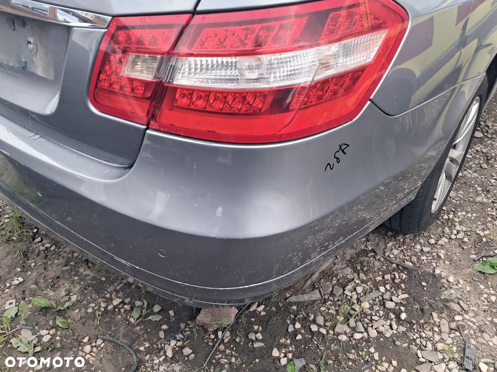 MERCEDES W212 SEDAN ZDERZAK TYL TYLNI 792 - 3