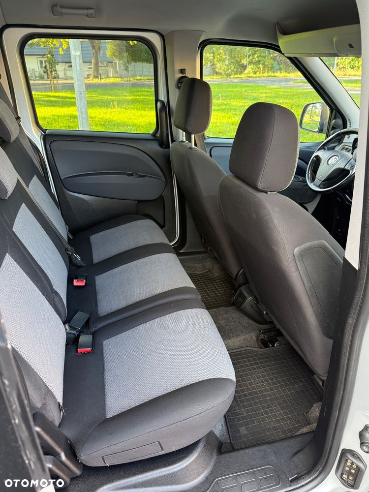 Fiat Doblo 2.0 16V Multijet Emotion - 8