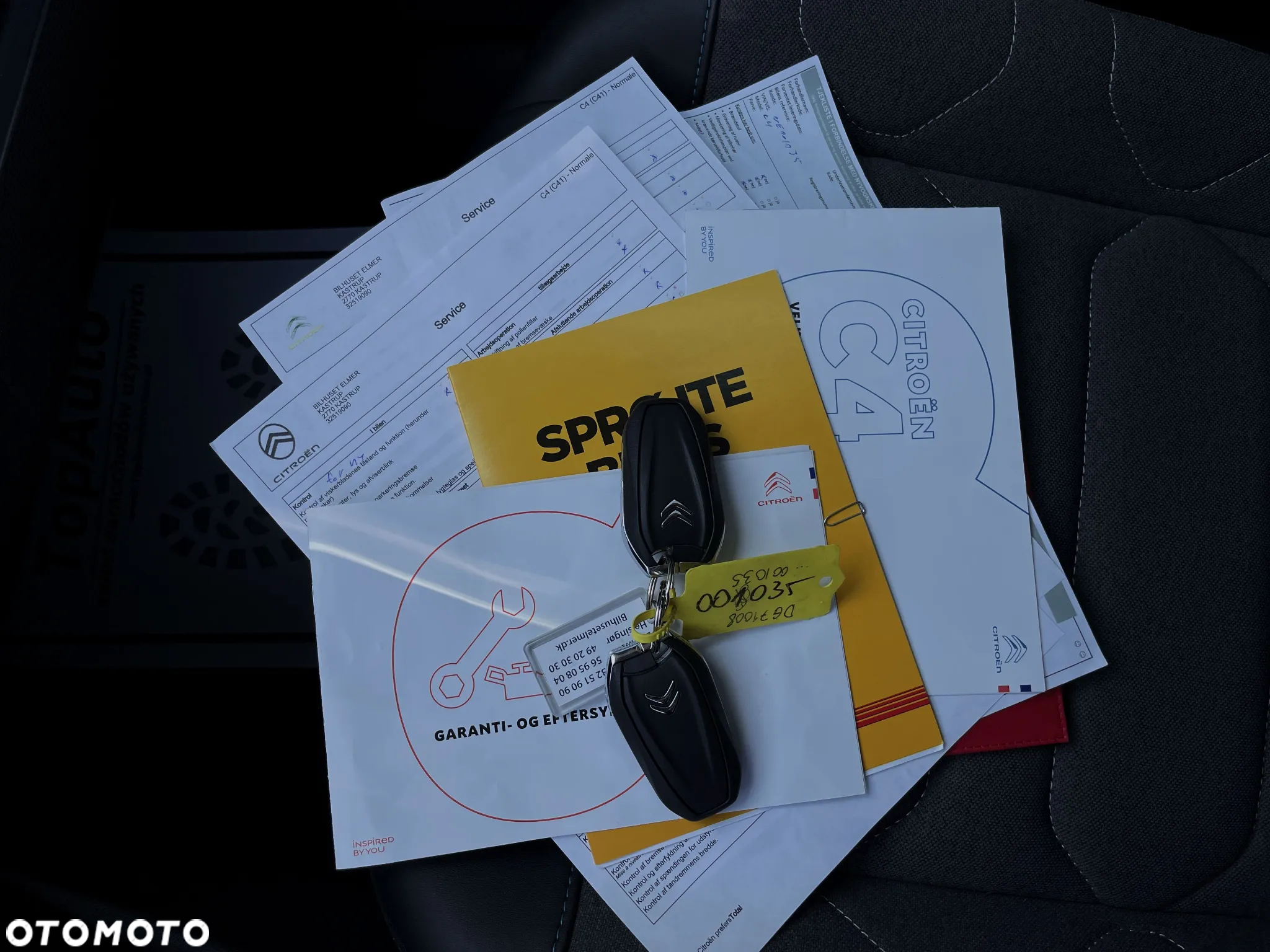 Citroën C4 PureTech 130 Stop&Start EAT8 SHINE - 38