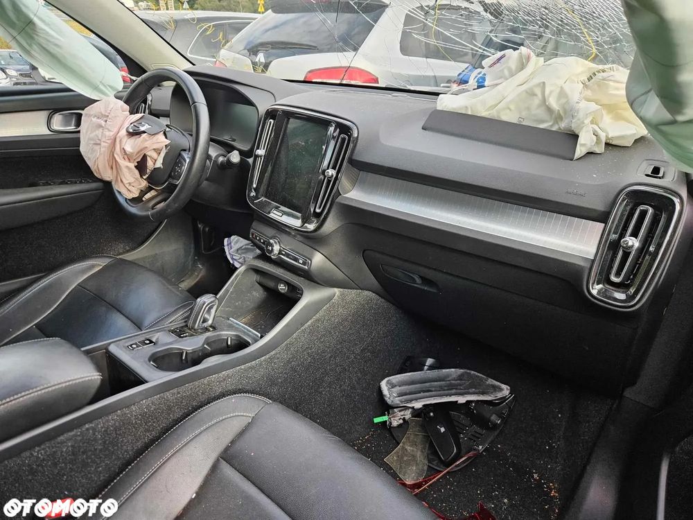 Volvo XC 40 T4 AWD Geartronic - 6