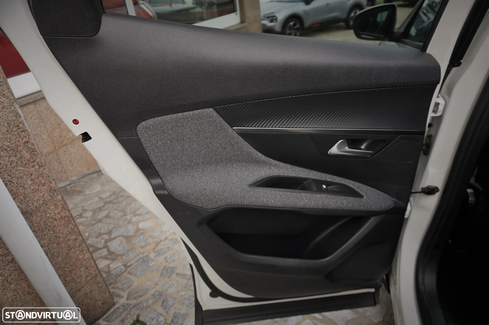 Peugeot 3008 BlueHDi 120 Stop & Start EAT6 Active - 12