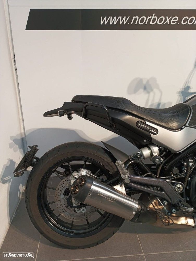 Benelli 500 Leoncino - 4