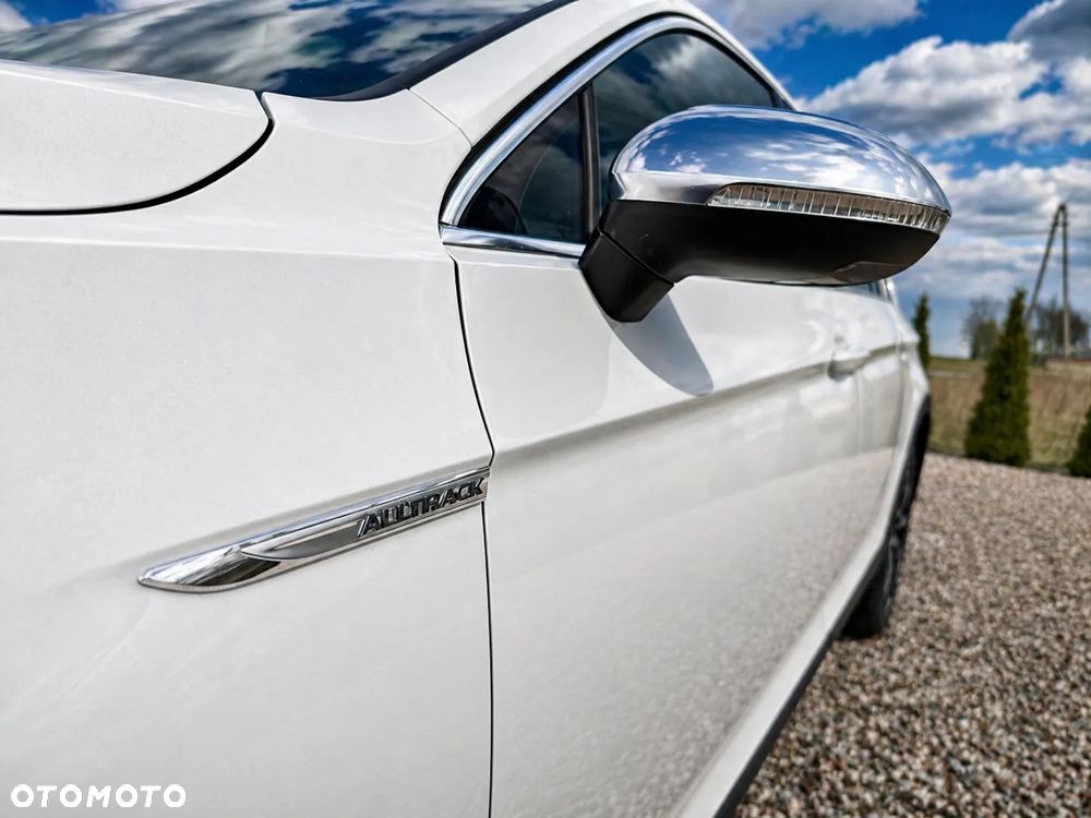 Volkswagen Passat Alltrack 2.0 TDI SCR 4Motion DSG (BMT) - 13