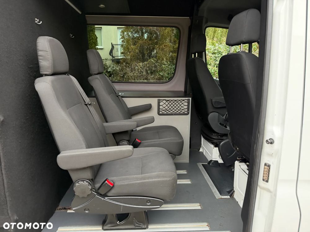 Mercedes-Benz SPRINTER - 28