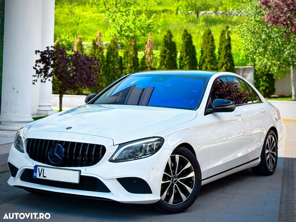 Mercedes-Benz C 220 d 4Matic 9G-TRONIC Avantgarde - 4
