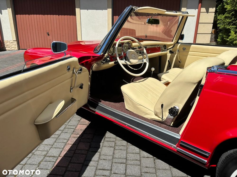 Mercedes-Benz SL - 10