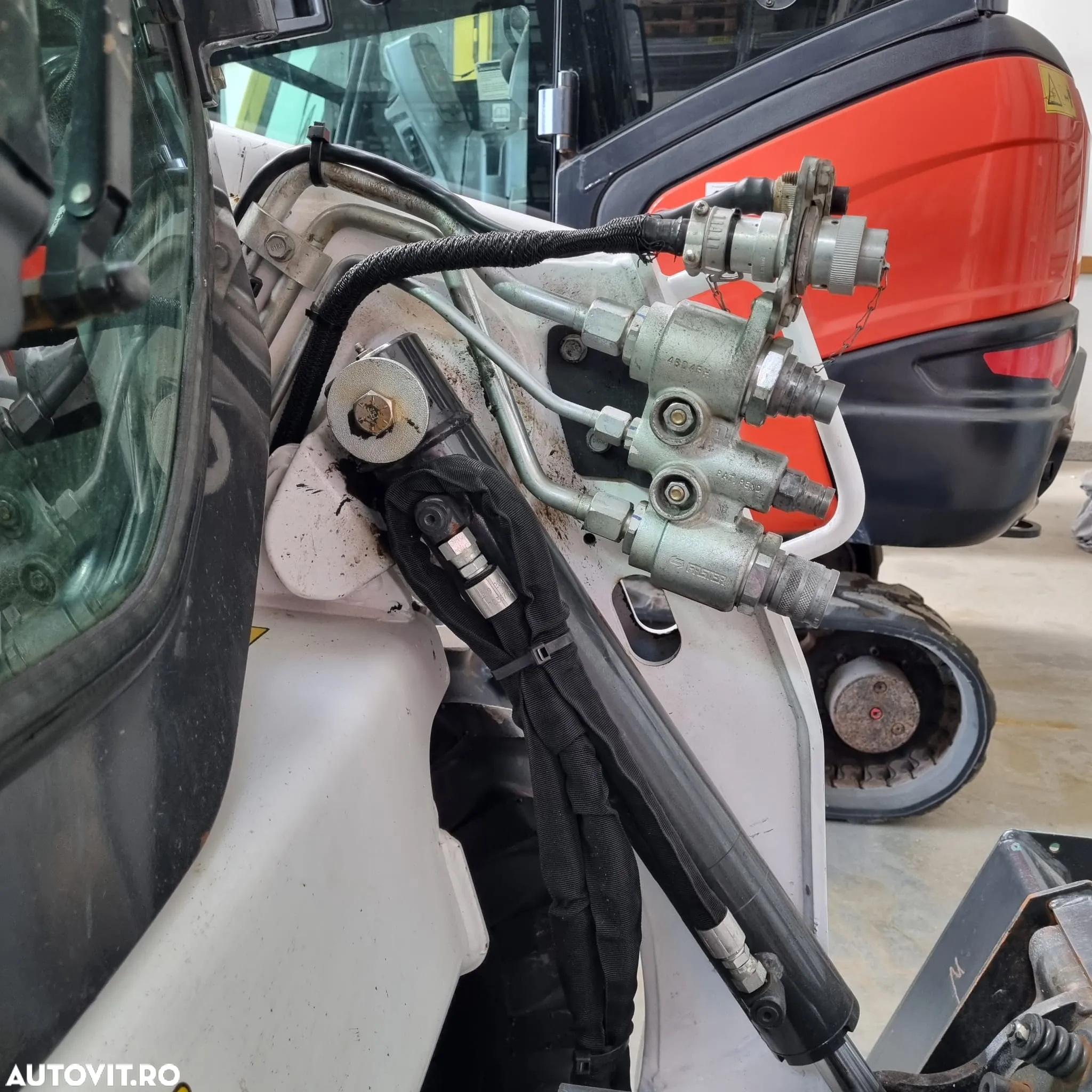 Bobcat S450 - 15