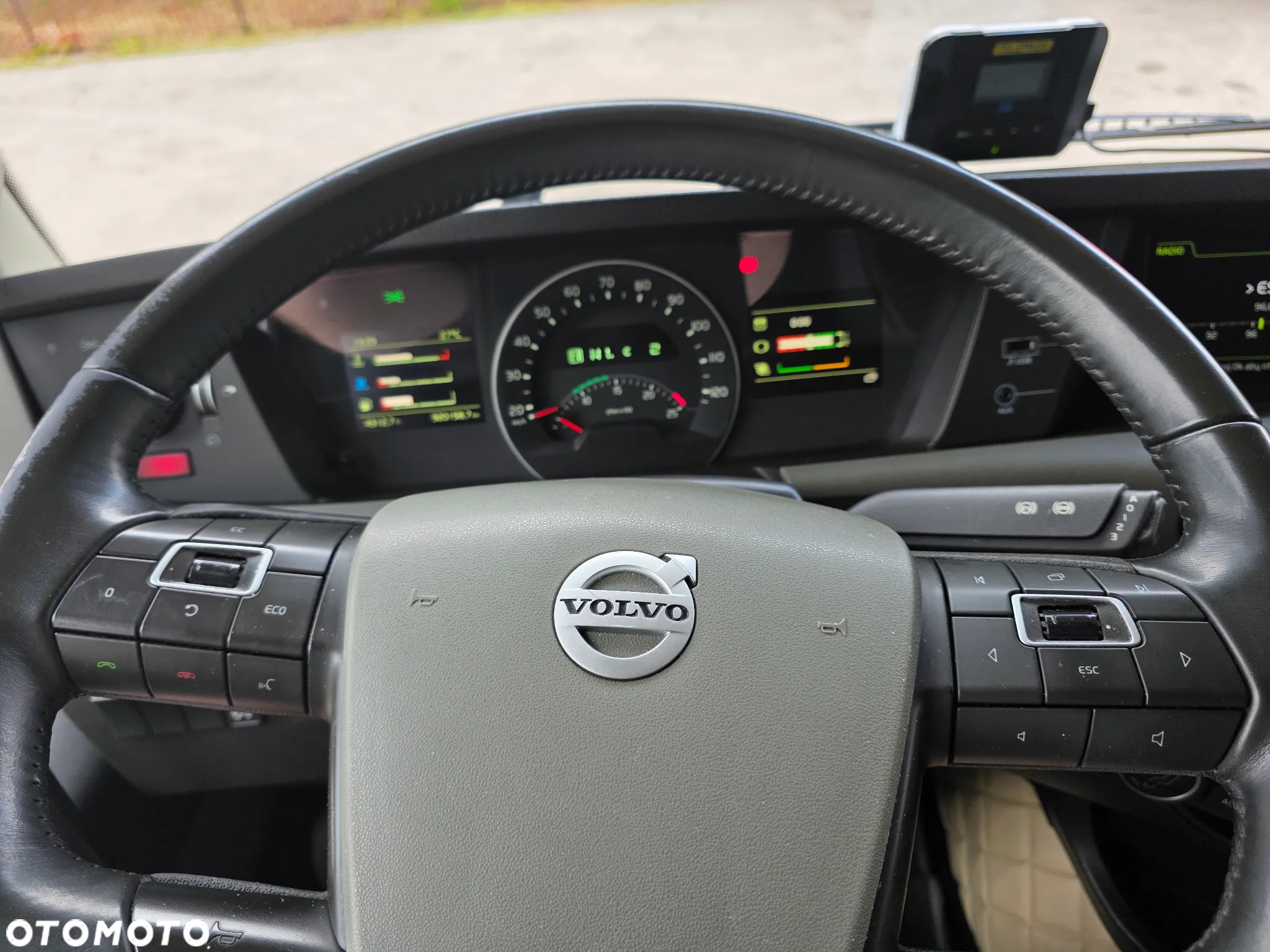 Volvo FH - 28