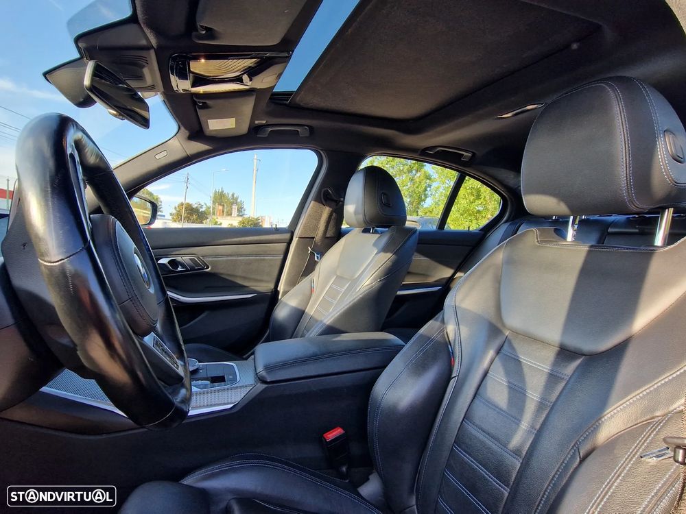 BMW 330 i Pack M Auto - 24