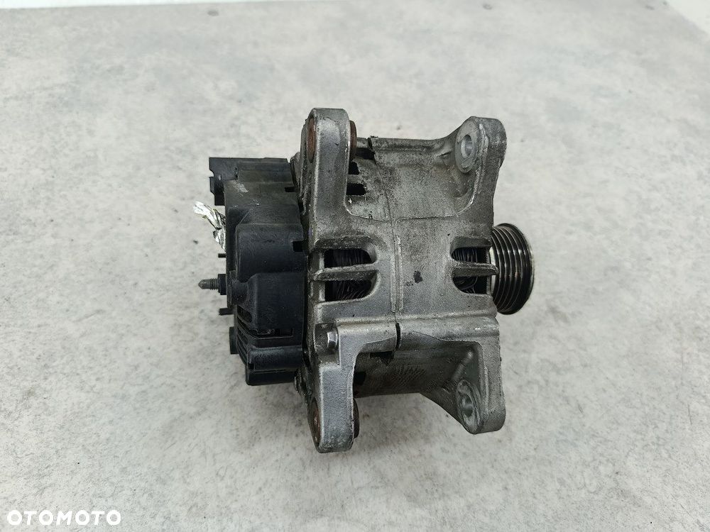 ALTERNATOR RENAULT CAPTUR I 231007865R-A TG12C124  2612718A 1.5 DCI - 2