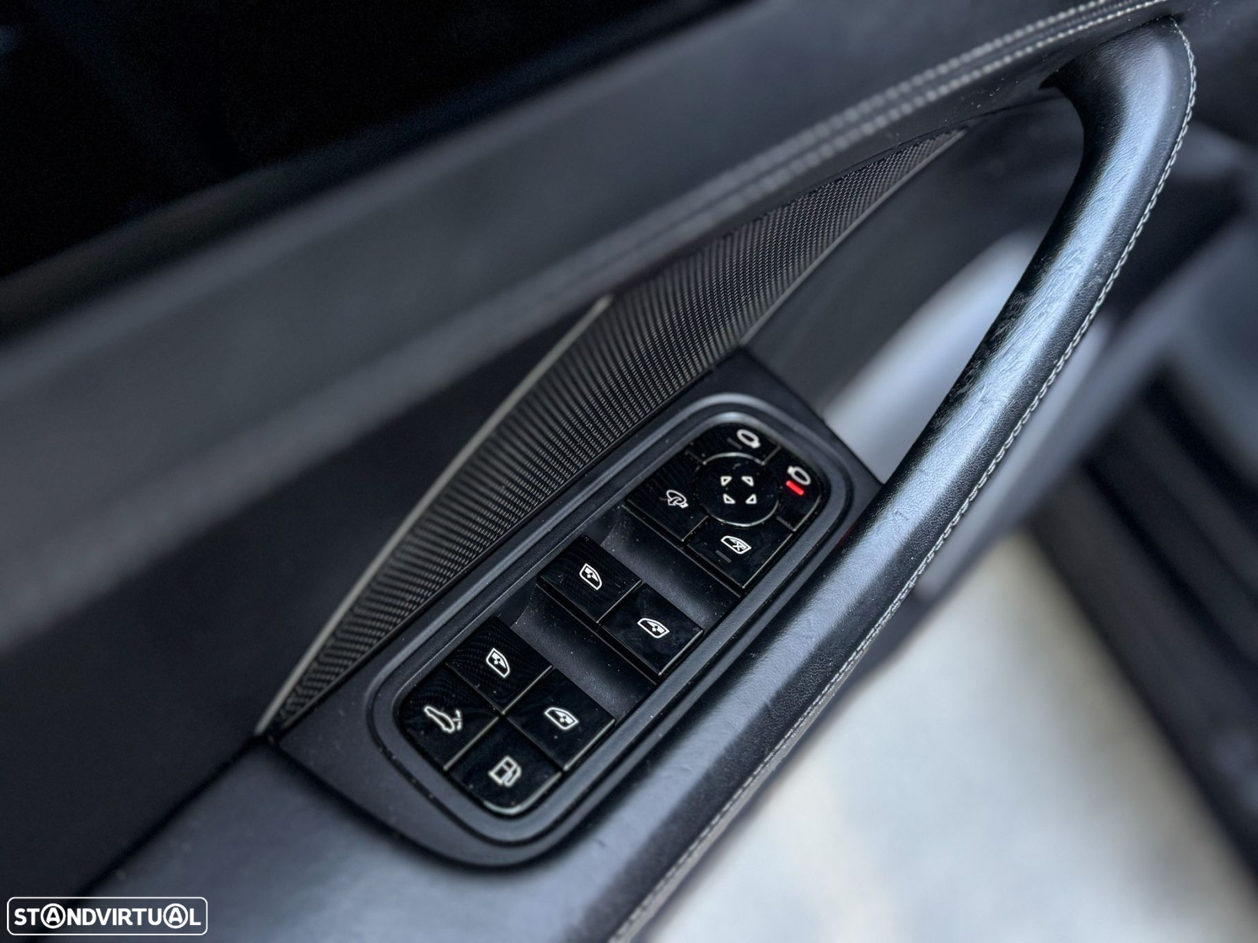 Porsche Panamera Sport Turismo 4 E-Hybrid - 38