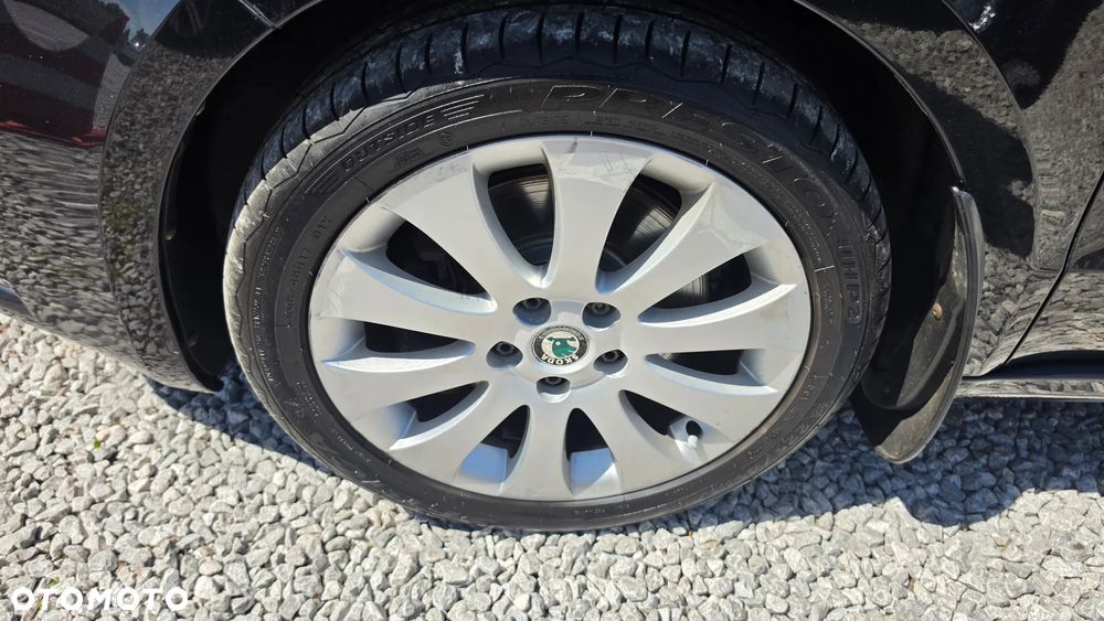 Skoda Superb 2.0 TSI Business DSG - 19