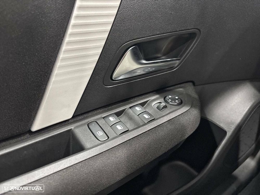 Citroën C4 X 1.2 Hybrid Plus e-DSC6 - 21