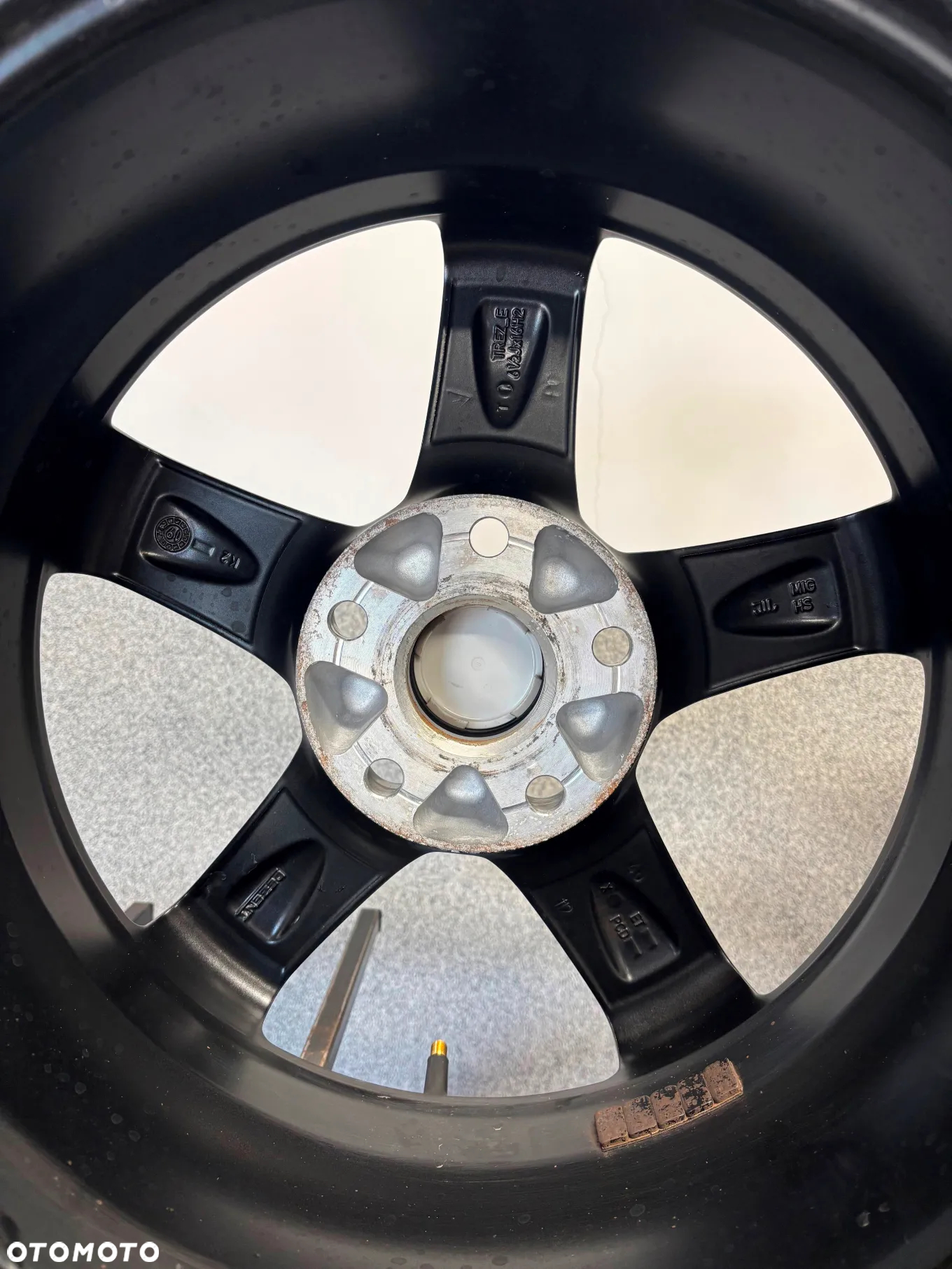4 FELGI ALU. VW GOLF 5,6,7,CADDY,TOURAN,SEAT LEON,SKODA OCTAVIA 2,3 16'' 6,5J ET46  DEZENT GERMANY - 14