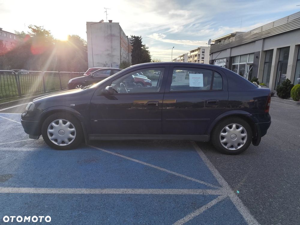 Opel Astra 1.4 NJoy - 2