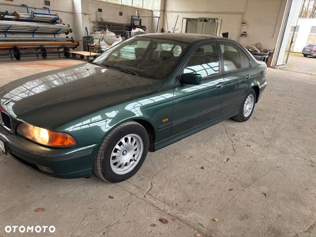 BMW Seria 5 520i - 1