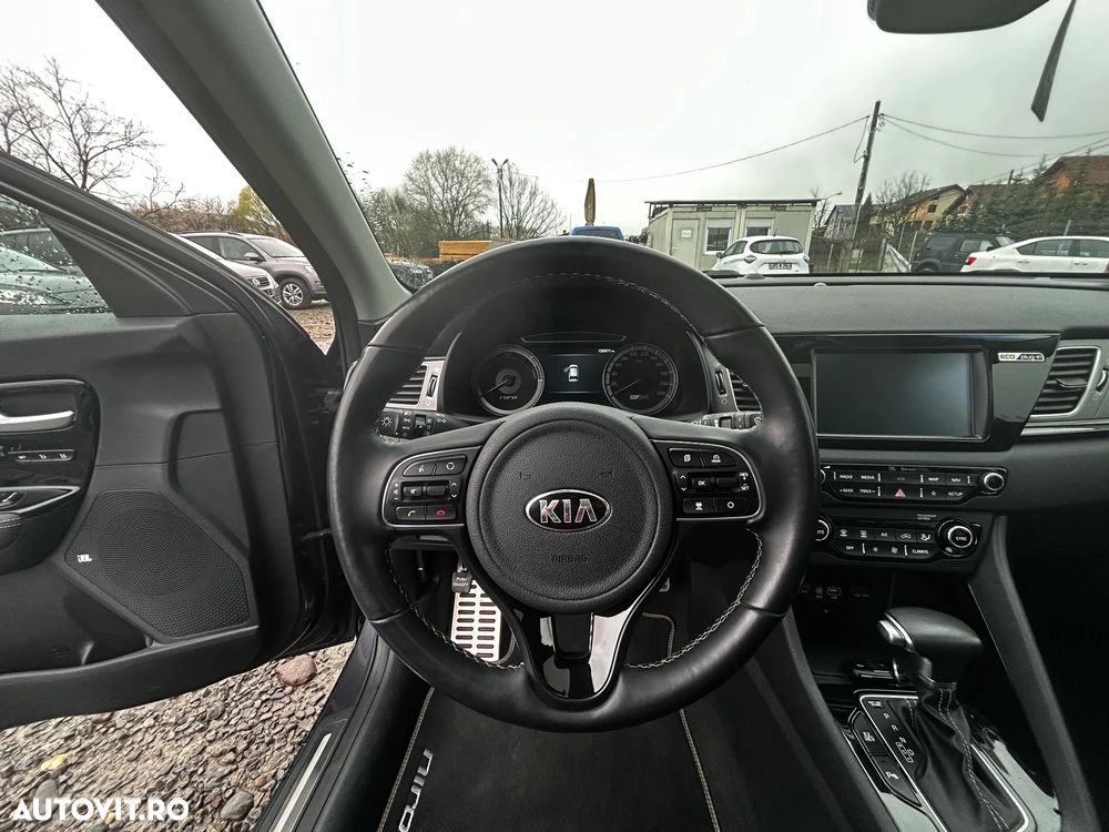 Kia Niro 1.6 GDI PHEV 2WD Aut. Edition 7 - 16