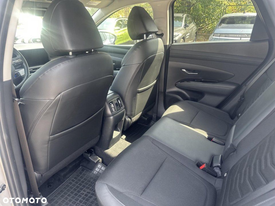Hyundai Tucson - 11