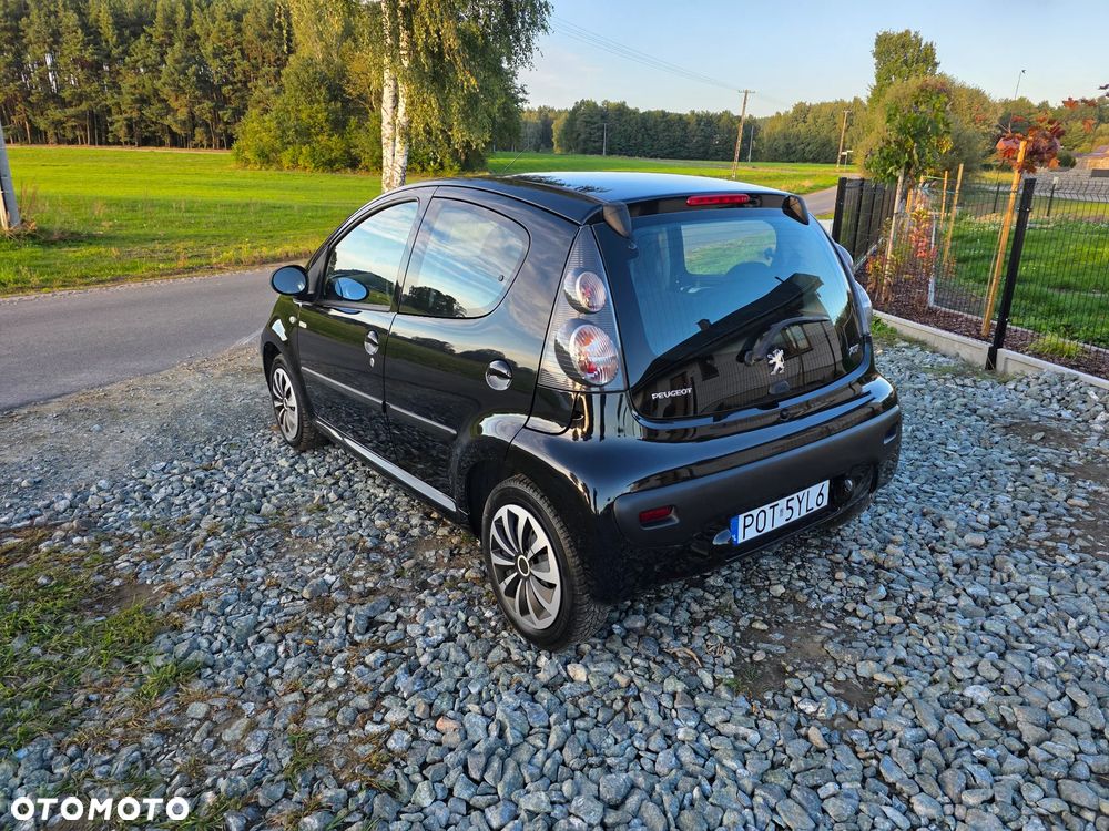 Peugeot 107 1.0 Trendy - 9