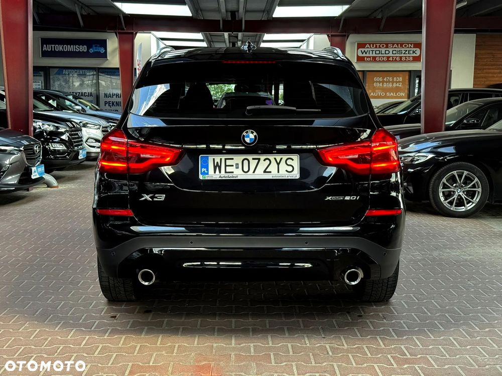 BMW X3 xDrive20d Advantage - 6