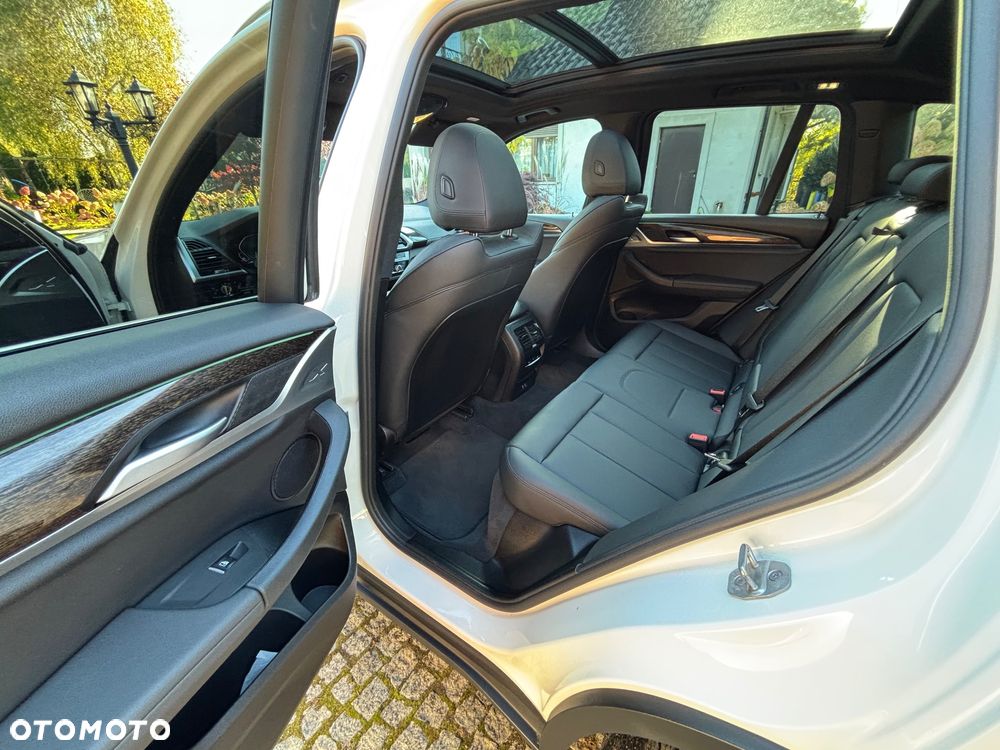BMW X3 xDrive30e xLine - 19