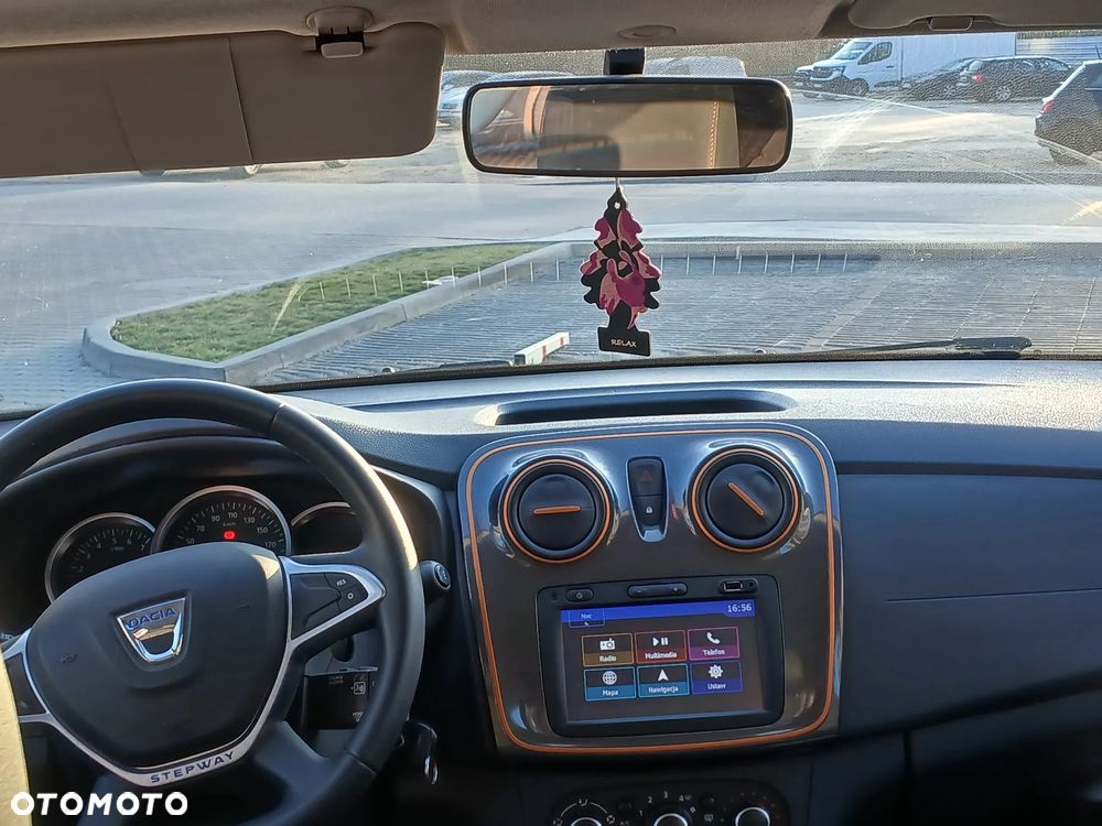 Dacia Sandero Stepway TCe 90 (S&S) Celebration - 10