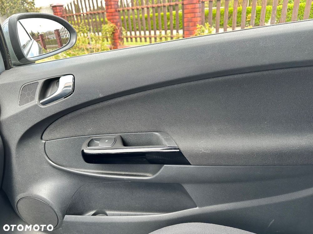 Opel Corsa 1.0 12V Essentia - 15