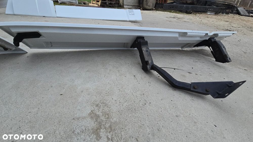 ACTROS MP4 SPOILER SPOJLER KOMPLETNY STREAM SPACE 2500 SZEROKA KABINA 2017R - 6