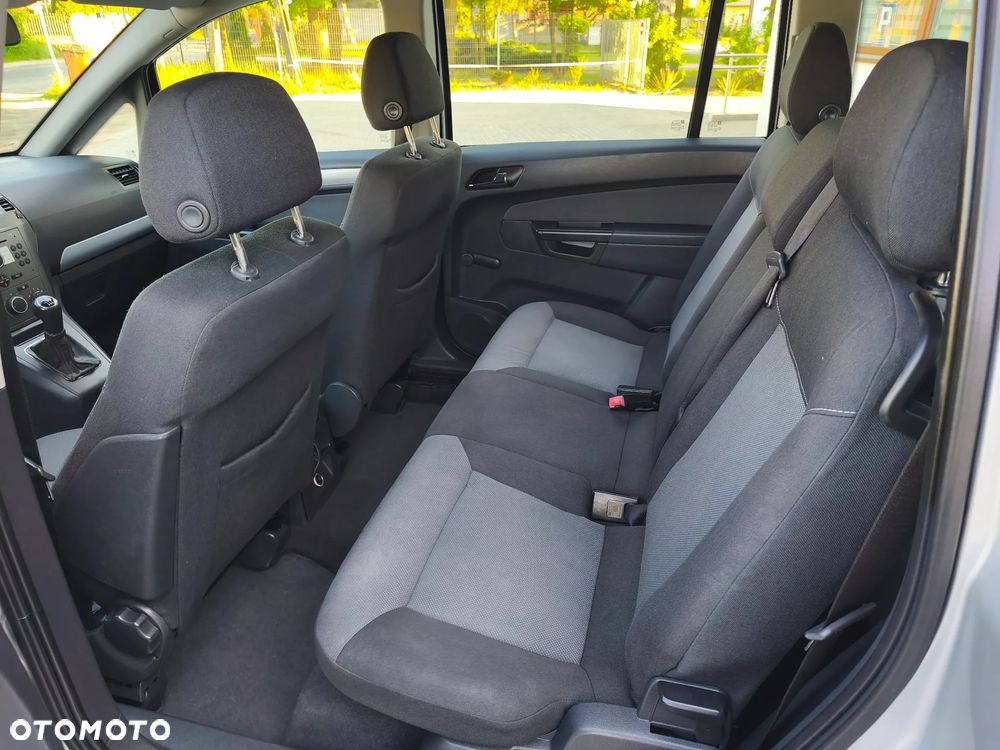 Opel Zafira 1.9 CDTI Enjoy - 27