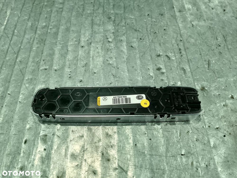 LAMPKA OŚWIETLENIA KABINY TYŁ MAYBACH X222 A2179061500 - 5