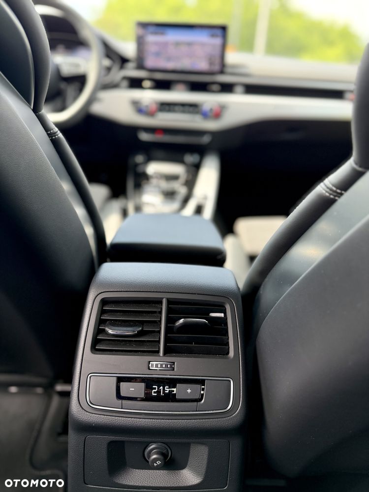 Audi A4 Limousine 40 TFSI mHEV Quattro S Line S tronic - 36