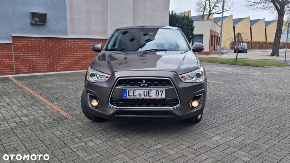 Mitsubishi ASX 1.6 Invite Navi - 9
