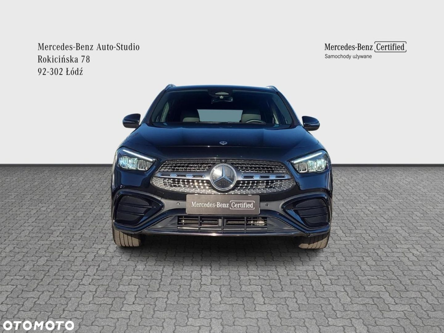 Mercedes-Benz GLA - 9