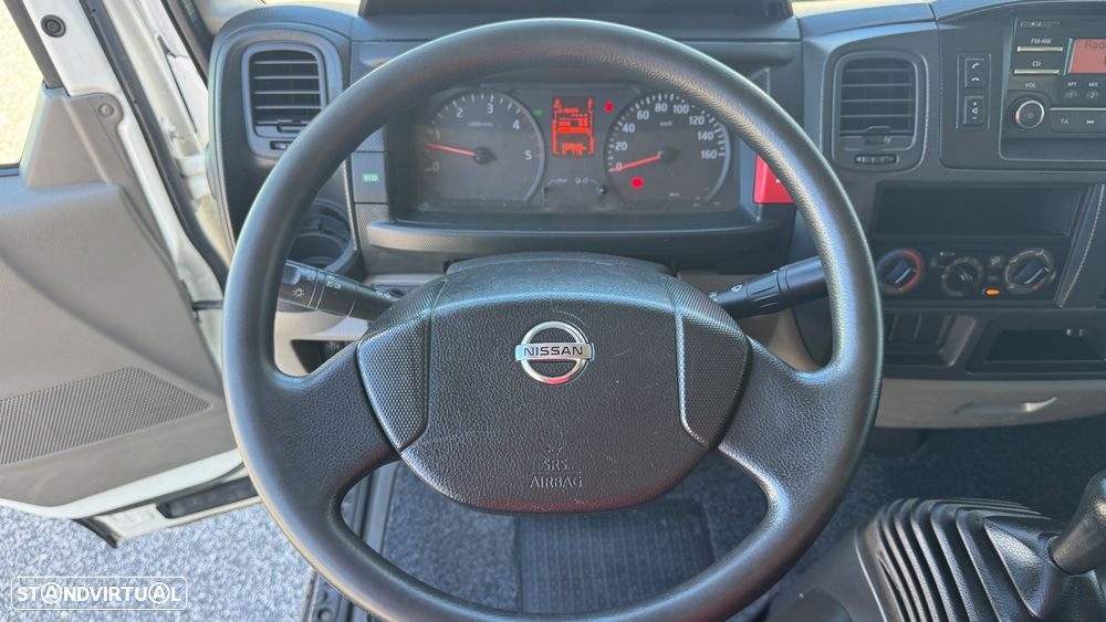 Nissan Cabstar C/ Plat. Elevatória NT 400 3.0 dCi - 19