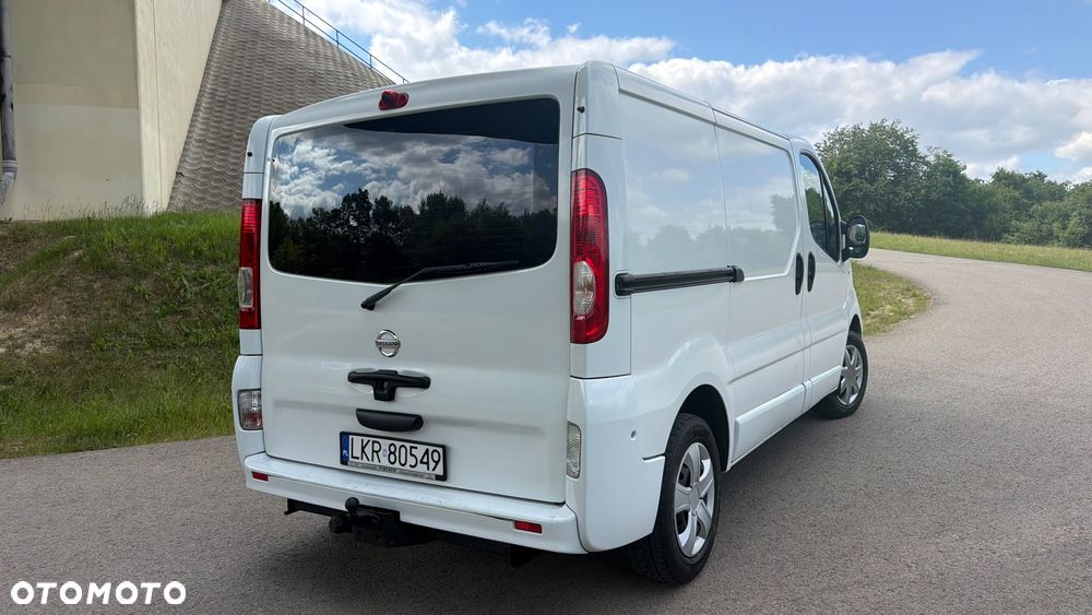 Nissan Primaster - 2