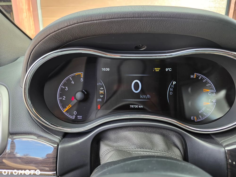 Jeep Grand Cherokee - 10